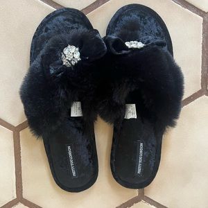 Black Slippers